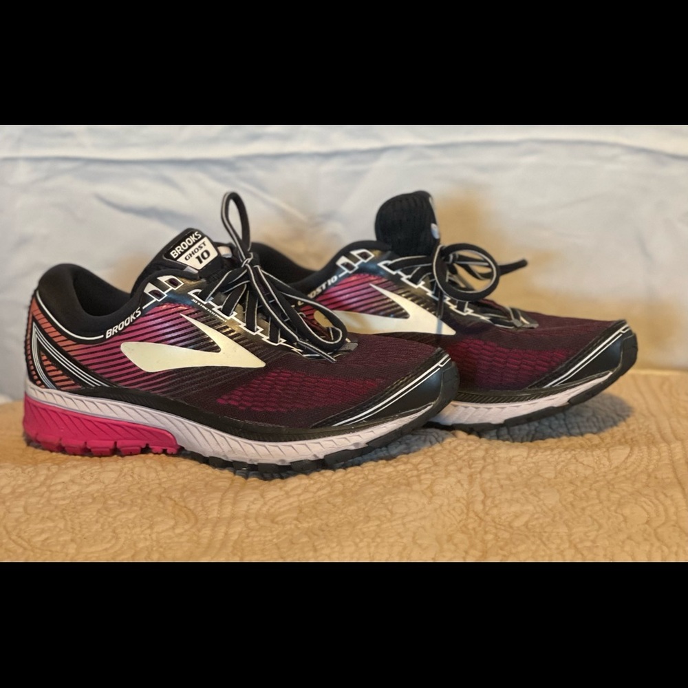 Brooks Ghost 10 ladies 7w running shoe